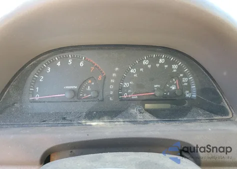 2003 Toyota Camry Le z USA, uszkodzony, nr VIN 4T1BE32K93U159490